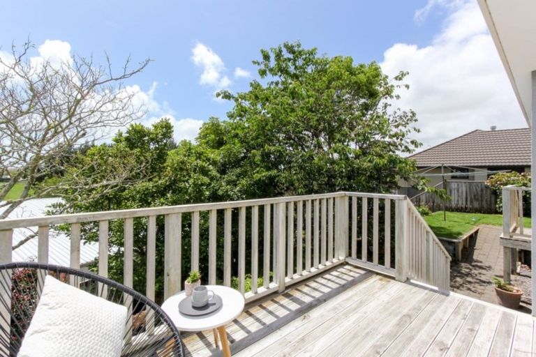 Photo of property in 9 Ashmore Drive, Frankleigh Park, New Plymouth, 4310
