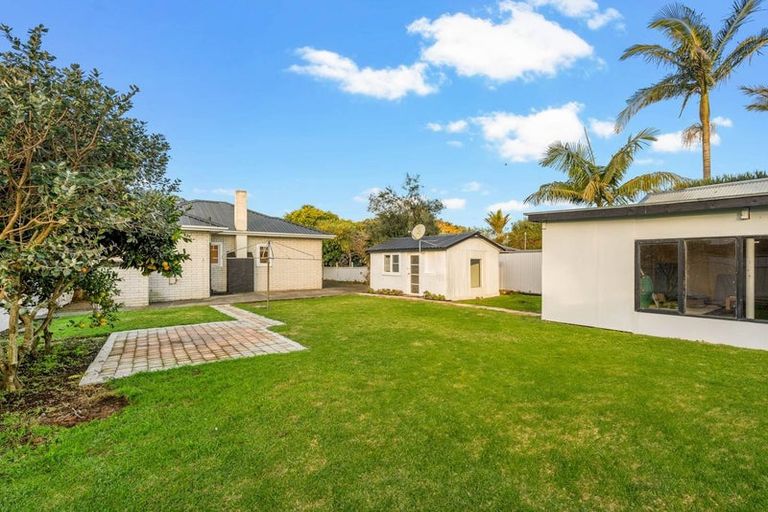 Photo of property in 43 Hutton Street, Otahuhu, Auckland, 1062