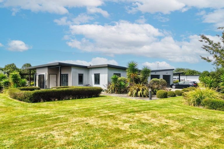 Photo of property in 97 Seafield Road, Westmere, Whanganui, 4574