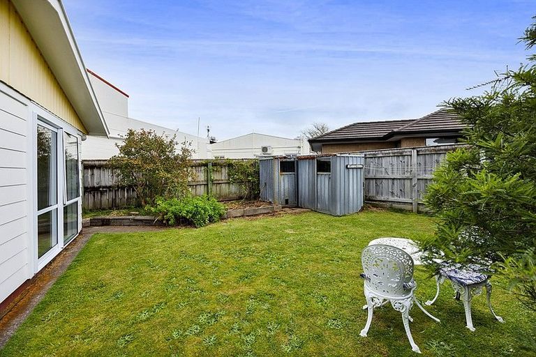 Photo of property in 188a Brooklands Road, Vogeltown, New Plymouth, 4310