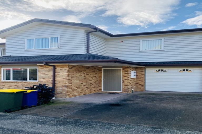 Photo of property in 7/31 Swanson Road, Henderson, Auckland, 0610