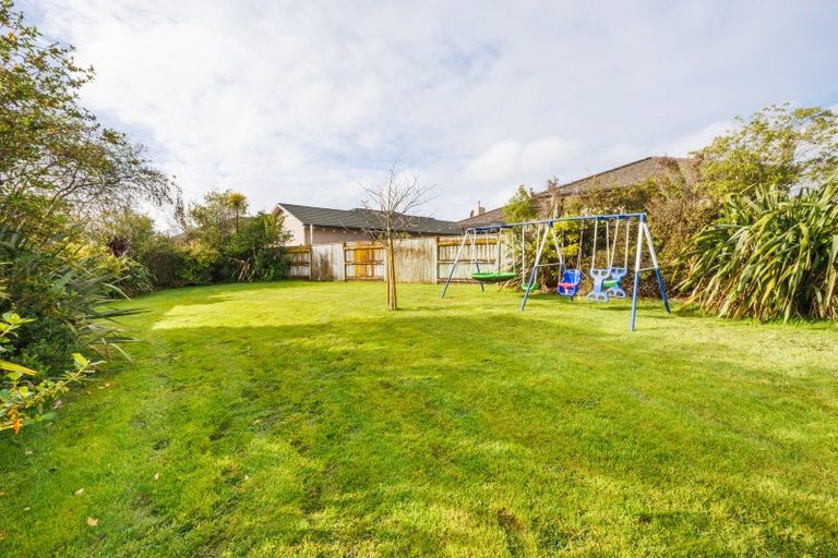 Photo of property in 23 Woodgate Court, Fitzherbert, Palmerston North, 4410