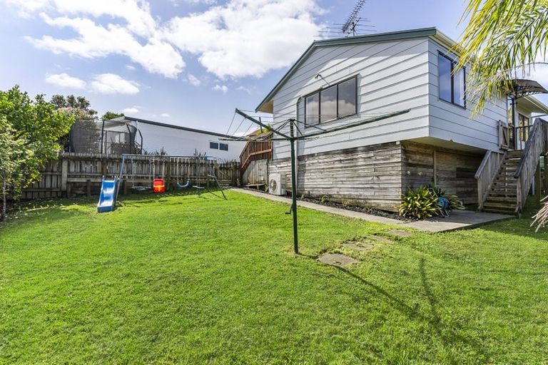 Photo of property in 36 Brian Crescent, Stanmore Bay, Whangaparaoa, 0932