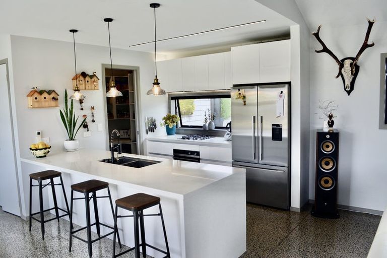 Photo of property in 16 Kaniera Terrace, Cambridge, 3434