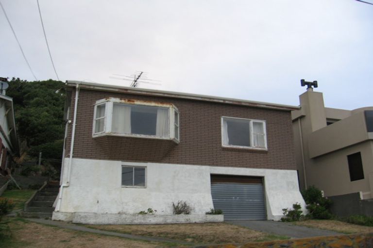 Photo of property in 73 Mantell Street, Seatoun, Wellington, 6022