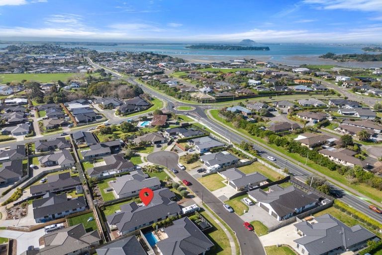 Photo of property in 17 Charlotte Drive, Omokoroa, 3114