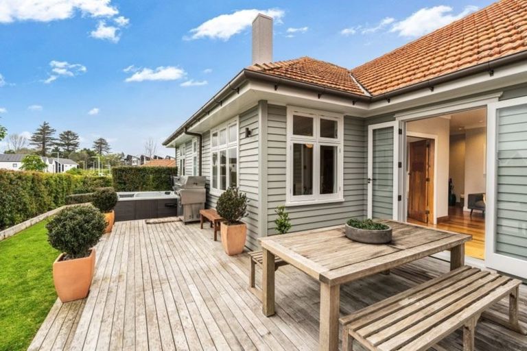 Photo of property in 12 Sunderland Avenue, Hobsonville, Auckland, 0616