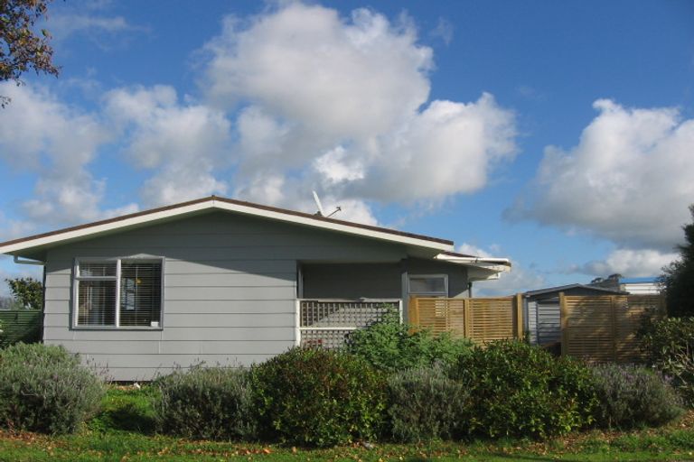 Photo of property in 30 Cascade Crescent, Westbrook, Palmerston North, 4412