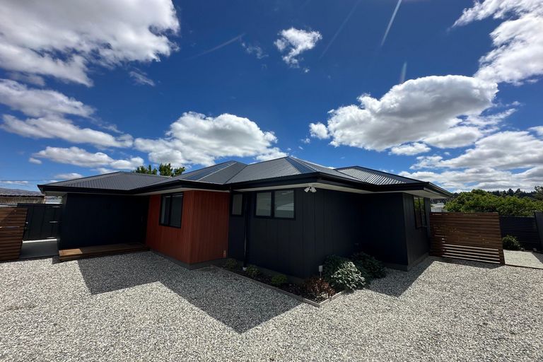 Photo of property in 25a Royal Terrace, Alexandra, 9320