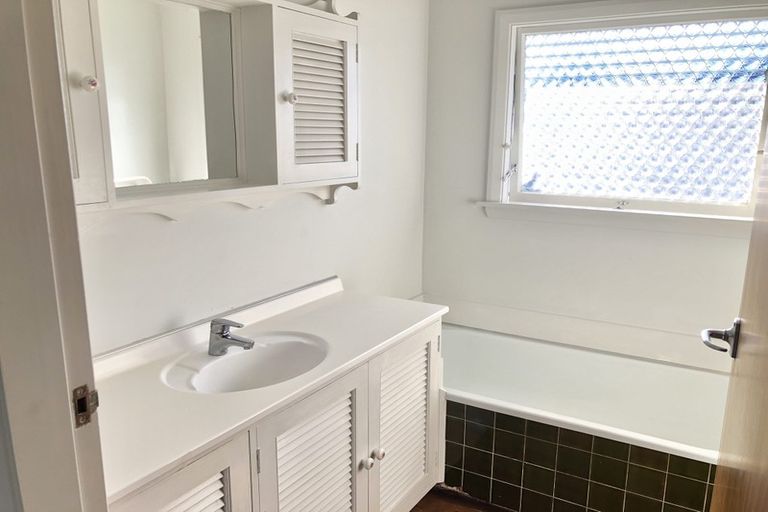 Photo of property in 1 Veitches Road, Bishopdale, Christchurch, 8053