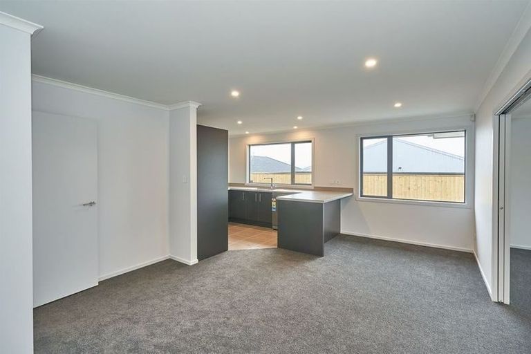 Photo of property in 13 Varsity Heights, Fitzherbert, Palmerston North, 4410