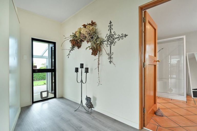 Photo of property in 402 Lumsden Road, Akina, Hastings, 4122