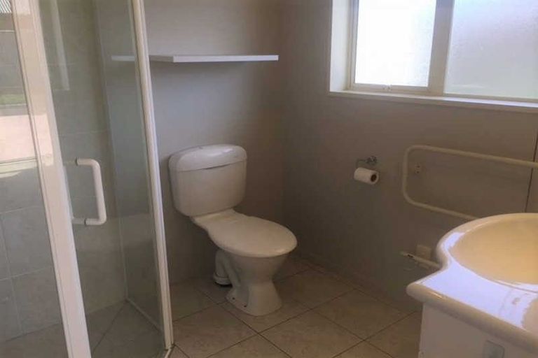 Photo of property in 12 Bernadette Street, Aidanfield, Christchurch, 8025