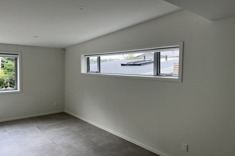 Photo of property in 41a Woodmancote Road, Khandallah, Wellington, 6035