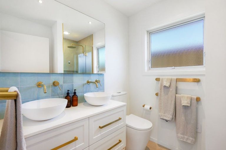 Photo of property in 83 Brookvale Road, Havelock North, 4130