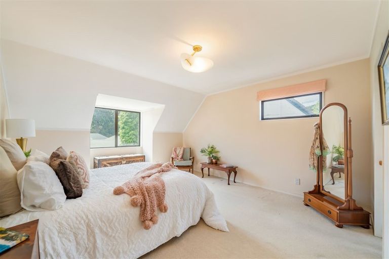 Photo of property in 31b Chatsworth Road, Silverstream, Upper Hutt, 5019