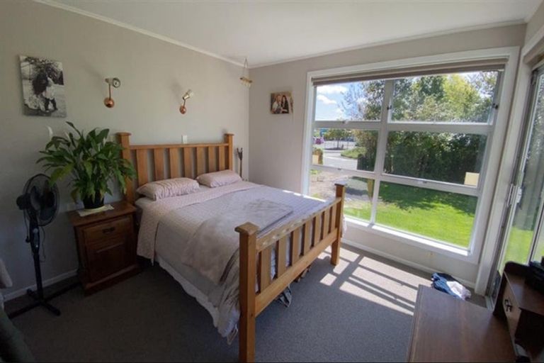 Photo of property in 14 Nimon Street, Havelock North, 4130