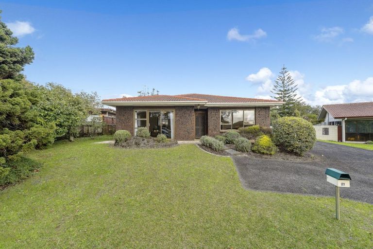 Photo of property in 21 Matuhi Rise, Henderson, Auckland, 0612