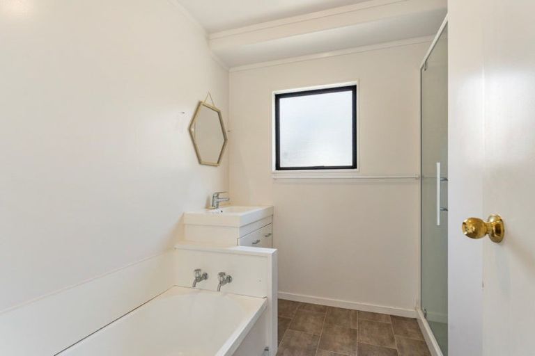 Photo of property in 10 Farrow Way, Welcome Bay, Tauranga, 3112