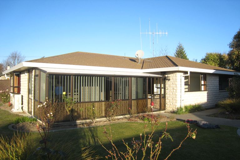 Photo of property in 25 John Street, Temuka, 7920