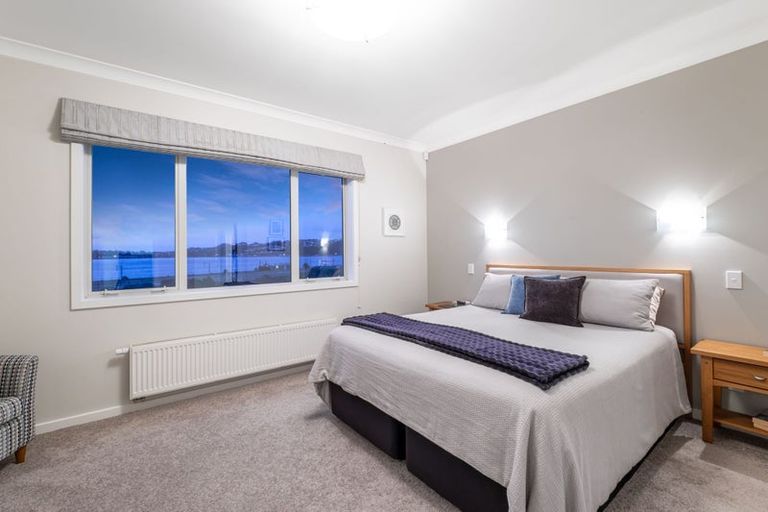 Photo of property in 10 John Burke Drive, Aotea, Porirua, 5024