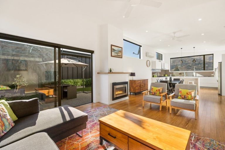 Photo of property in 39 Melmore Terrace, Cromwell, 9310