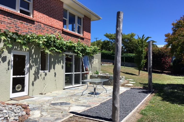 Photo of property in 10 Wye Street, Oamaru, 9400