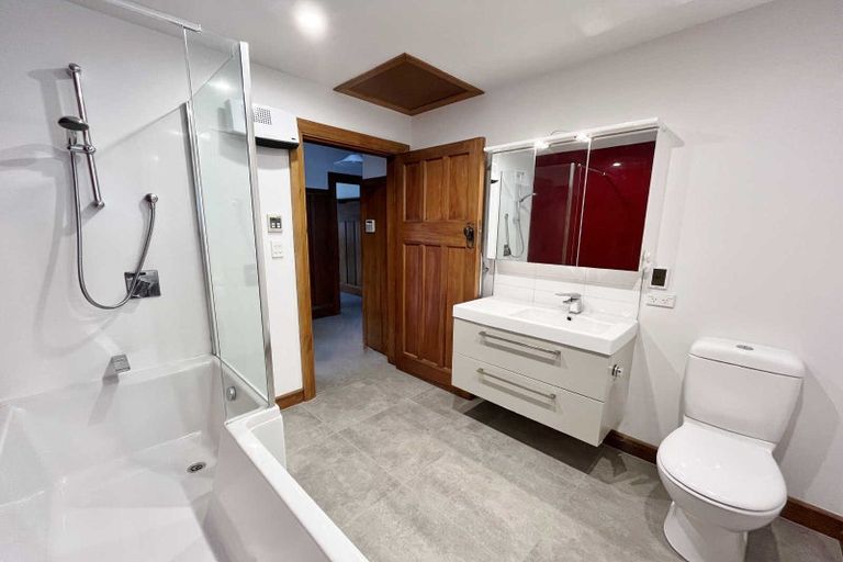 Photo of property in 17 Roosevelt Avenue, St Albans, Christchurch, 8014