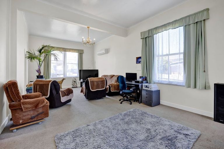Photo of property in 57 Stanners Street, Eltham, 4322