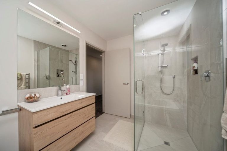 Photo of property in 3 Mackillop Way, Brooklands, New Plymouth, 4310