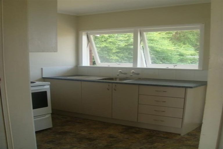 Photo of property in 4/11 Evelyn Place, Hillcrest, Auckland, 0627