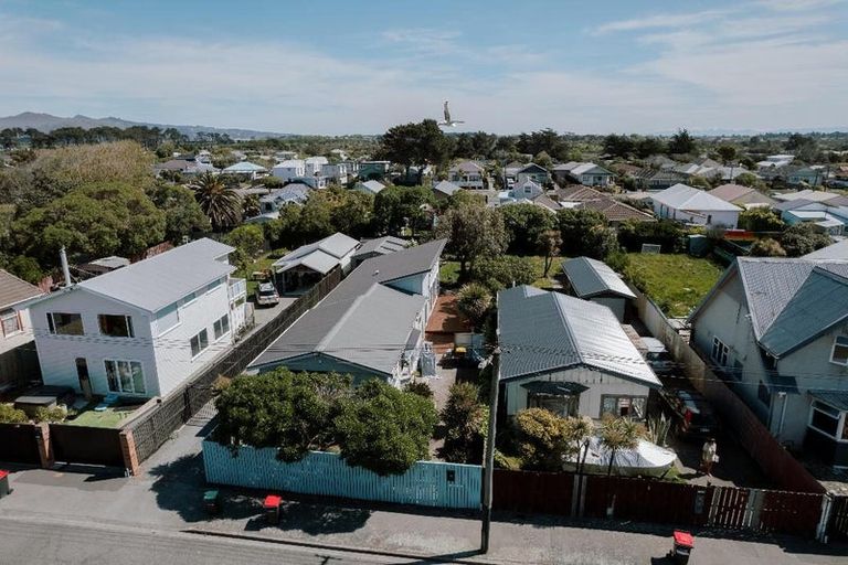 Photo of property in 265 Marine Parade, New Brighton, Christchurch, 8061