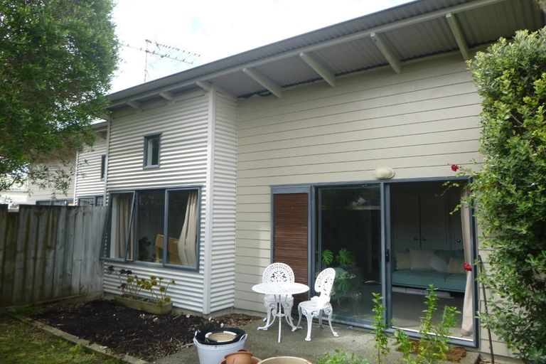 Photo of property in 75b Salisbury Road, Birkdale, Auckland, 0626