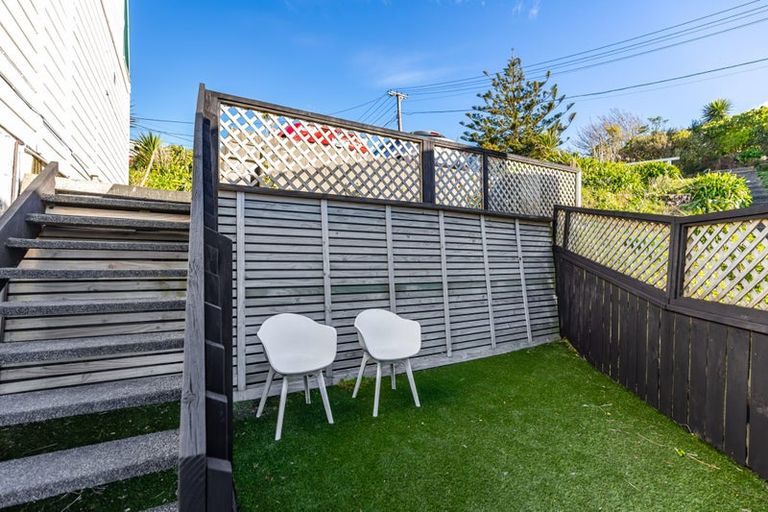 Photo of property in 2 Narbada Crescent, Khandallah, Wellington, 6035