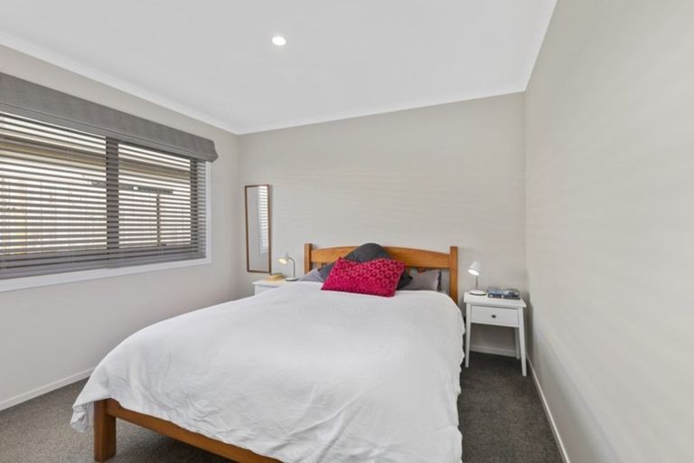 Photo of property in 86 Farmer Crescent, Taita, Lower Hutt, 5011