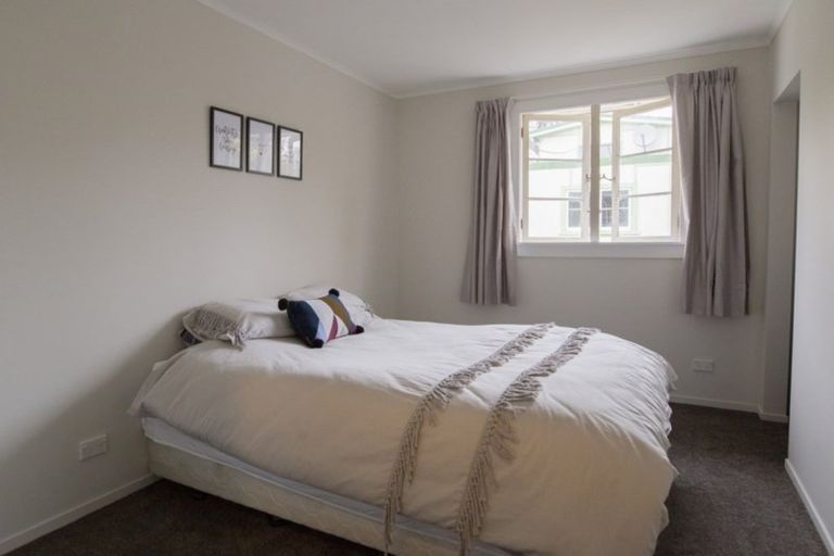 Photo of property in 193 Tukapa Street, Westown, New Plymouth, 4310