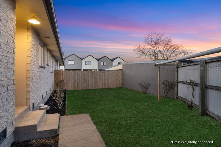 Photo of property in 2/110 Barbour Street, Waltham, Christchurch, 8011