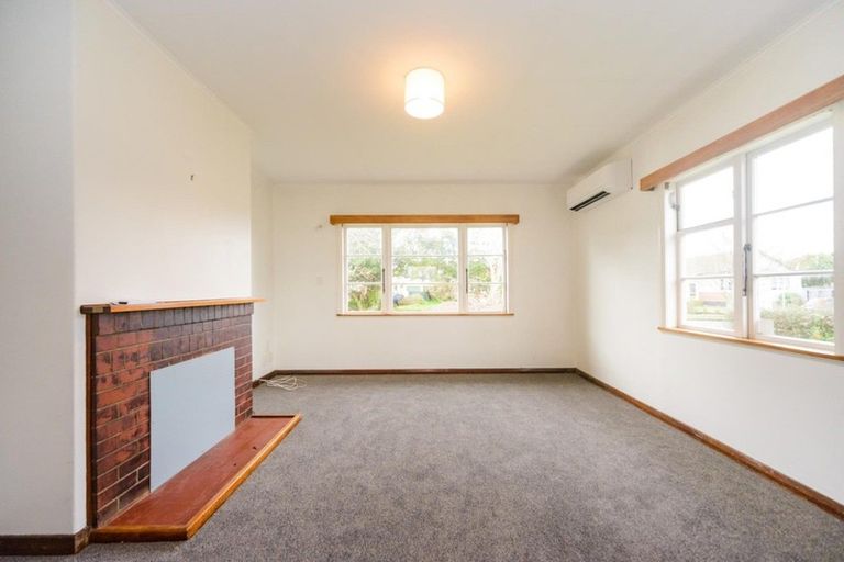 Photo of property in 4 Savage Crescent, West End, Palmerston North, 4412