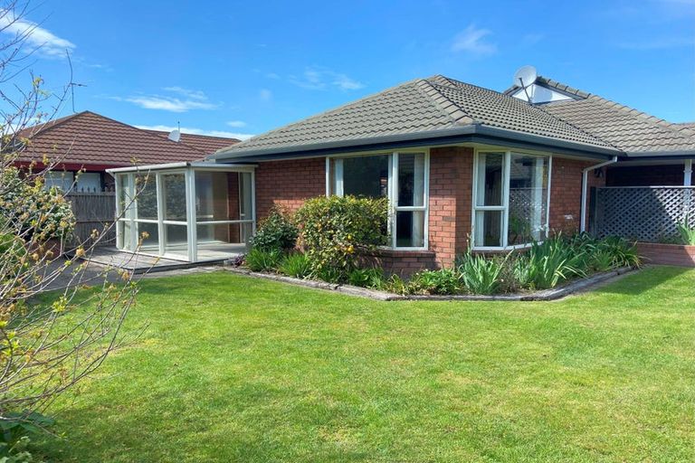 Photo of property in 2/42f Merrin Street, Avonhead, Christchurch, 8042