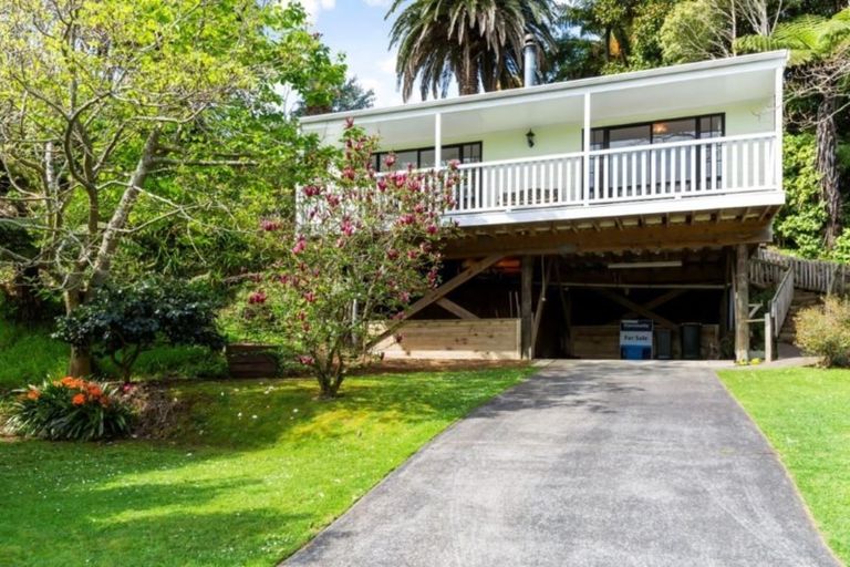 Photo of property in 16 Nevada Drive, Merrilands, New Plymouth, 4312