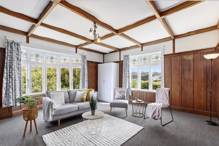 Photo of property in 123 Melbourne Road, Island Bay, Wellington, 6023