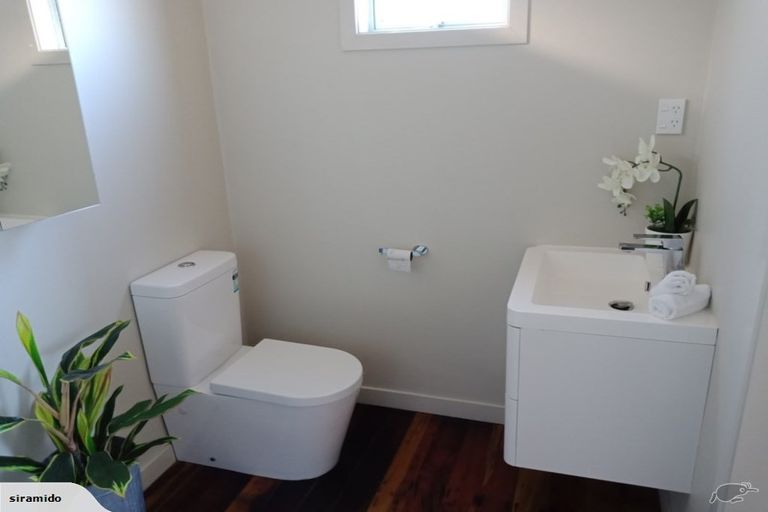 Photo of property in 299b High Street South, Carterton, 5713