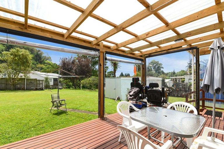 Photo of property in 35 Park Road, Western Heights, Rotorua, 3015