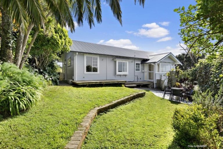 Photo of property in 38 Hornsey Road, Melrose, Wellington, 6023