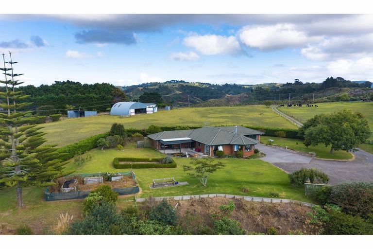 Photo of property in 204c Tram Gully Road, Manukau Heads, Waiuku, 2684