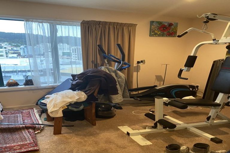 Photo of property in Courtenay Apartments, 701/120 Courtenay Place, Te Aro, Wellington, 6011