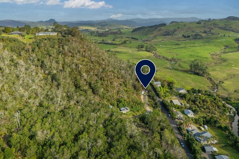 Photo of property in 25 Orchard Road, Hahei, Whitianga, 3591