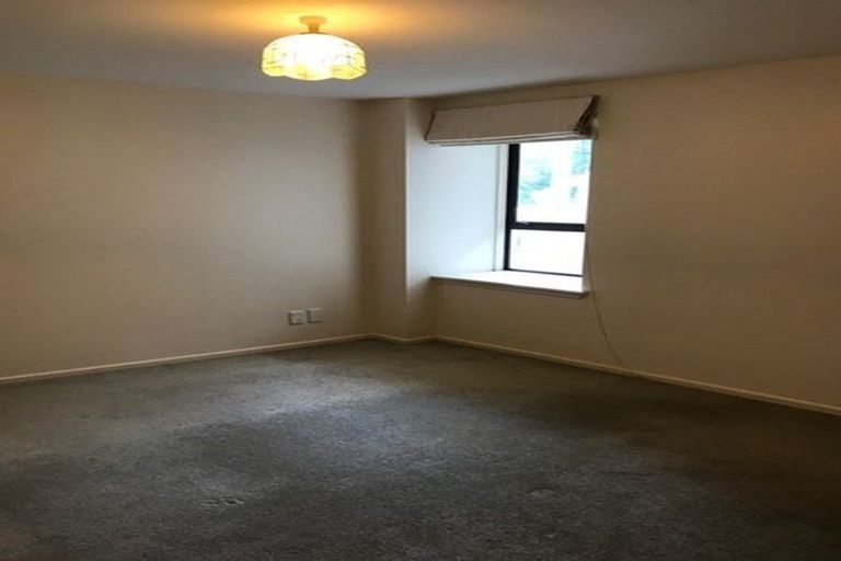 Photo of property in 63 Palliser Road, Roseneath, Wellington, 6011