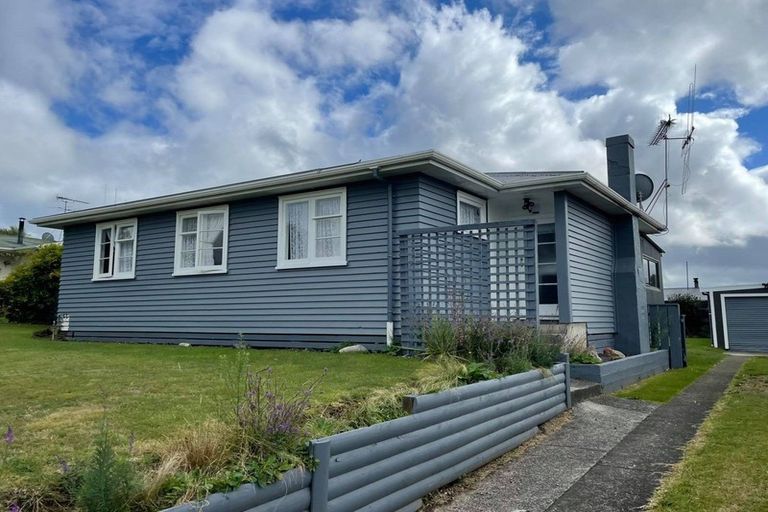 Photo of property in 42 Morvern Crescent, Tokoroa, 3420