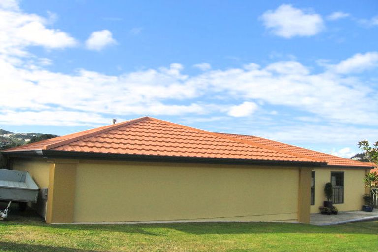 Photo of property in 84 Allington Road, Karori, Wellington, 6012